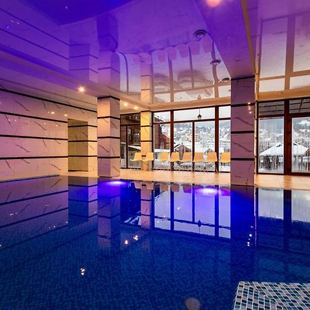 Hotel La Кrechunu à Bukovel Extérieur photo