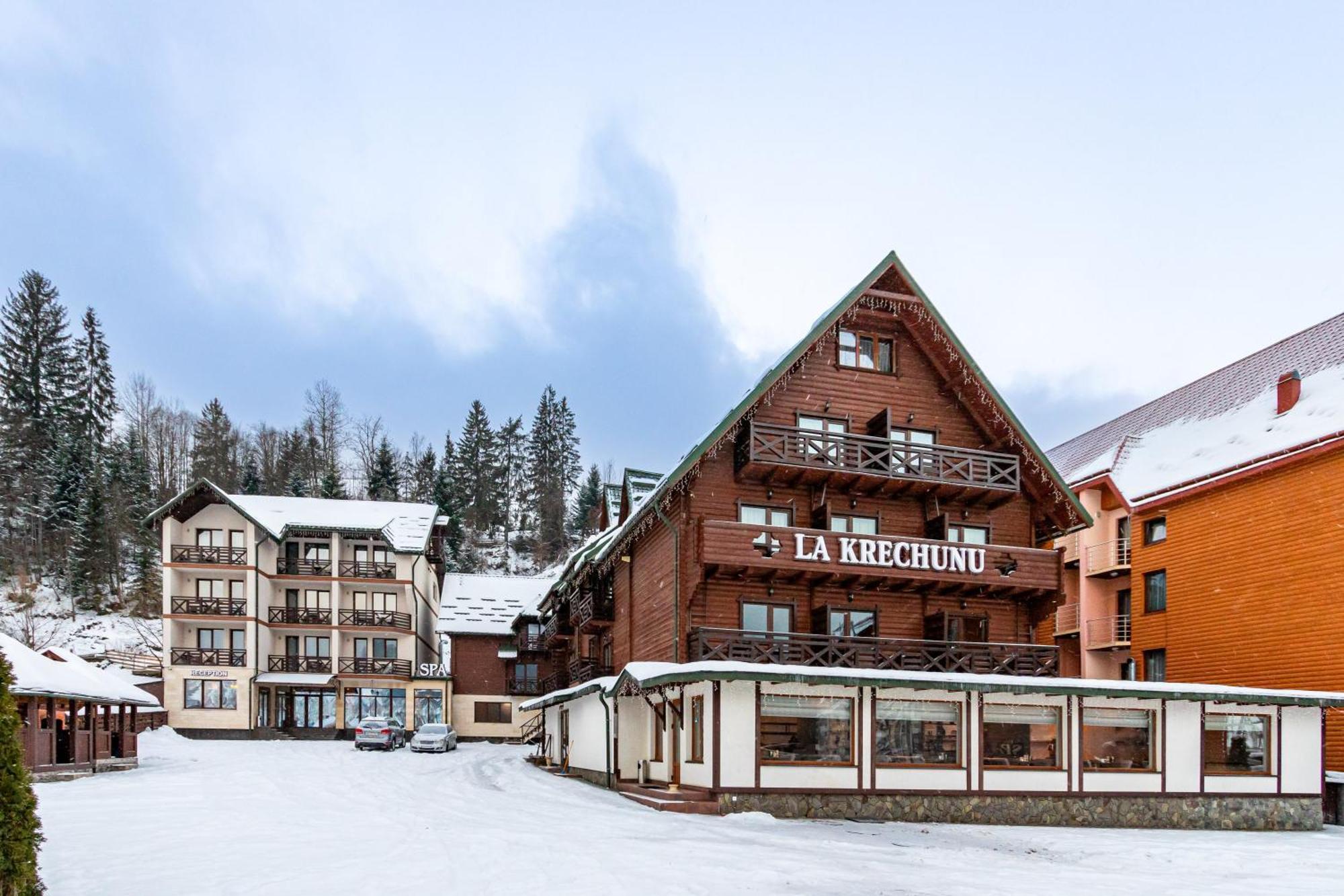 Hotel La Кrechunu à Bukovel Extérieur photo