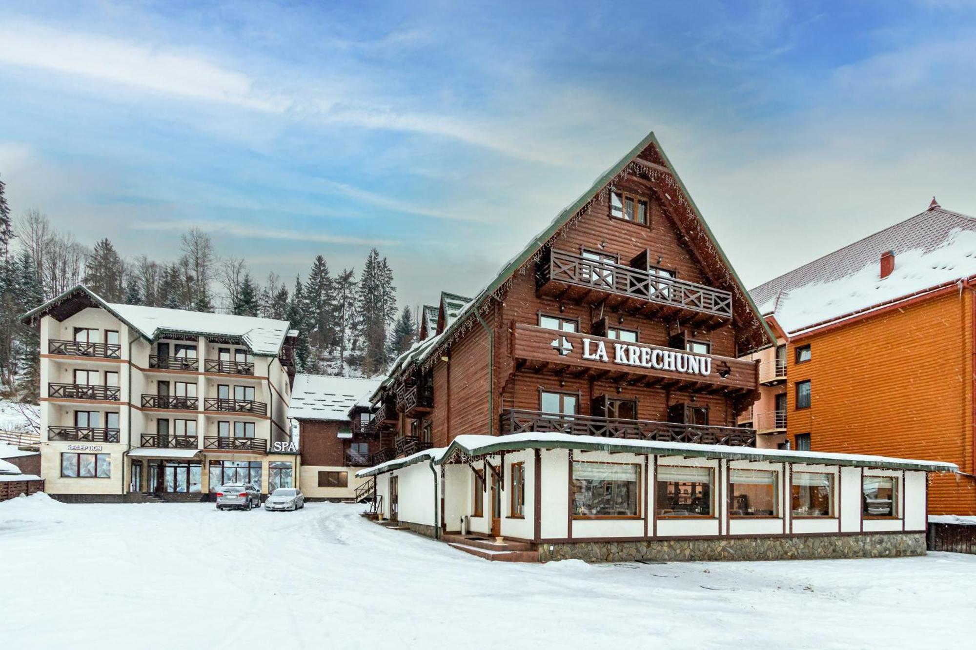 Hotel La Кrechunu à Bukovel Extérieur photo