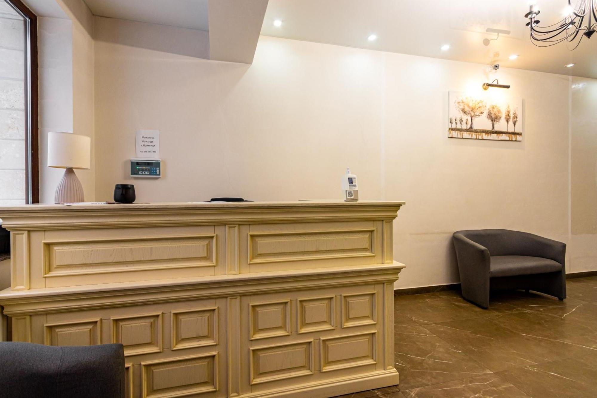 Hotel La Кrechunu à Bukovel Extérieur photo