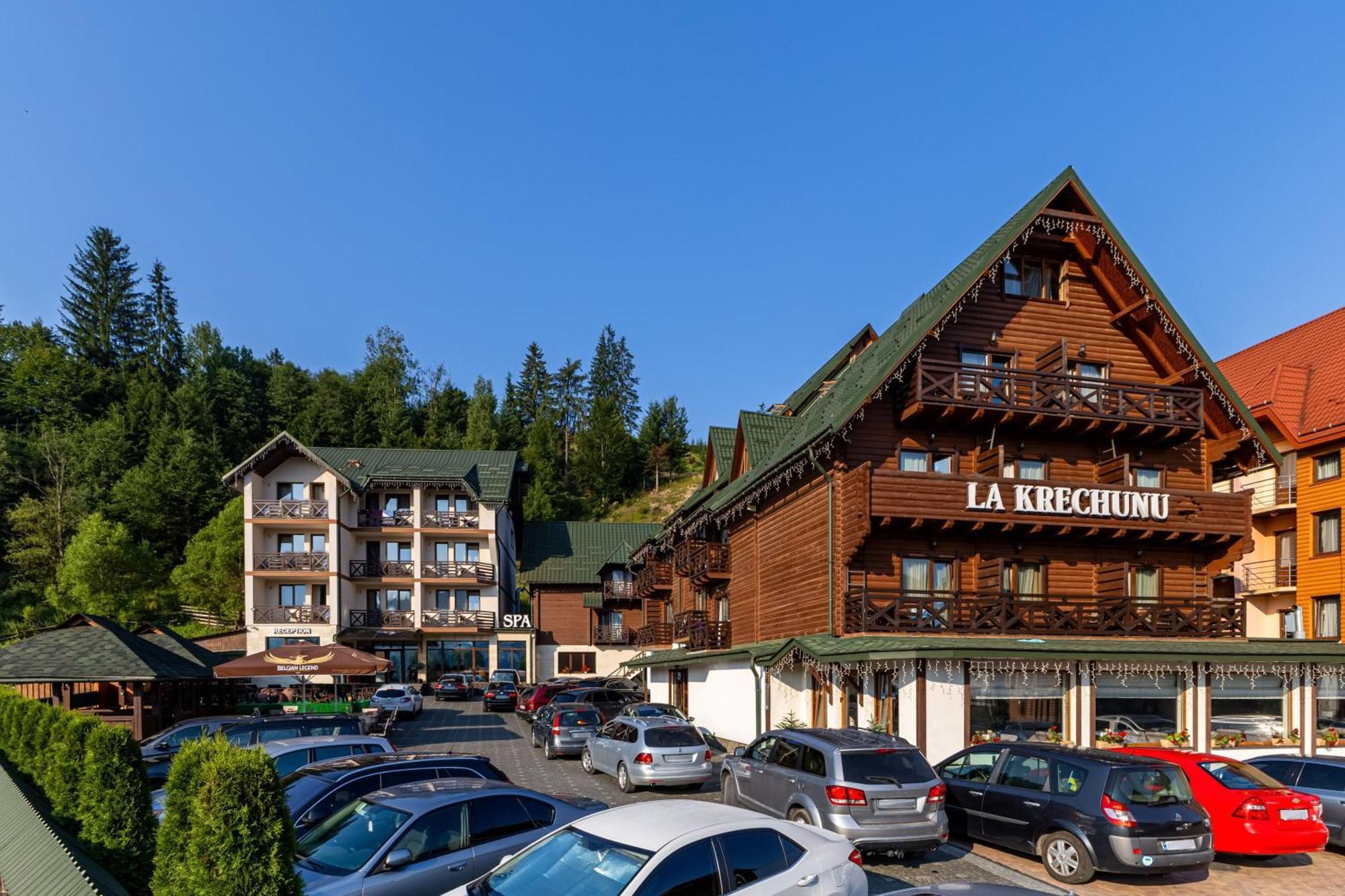 Hotel La Кrechunu à Bukovel Extérieur photo