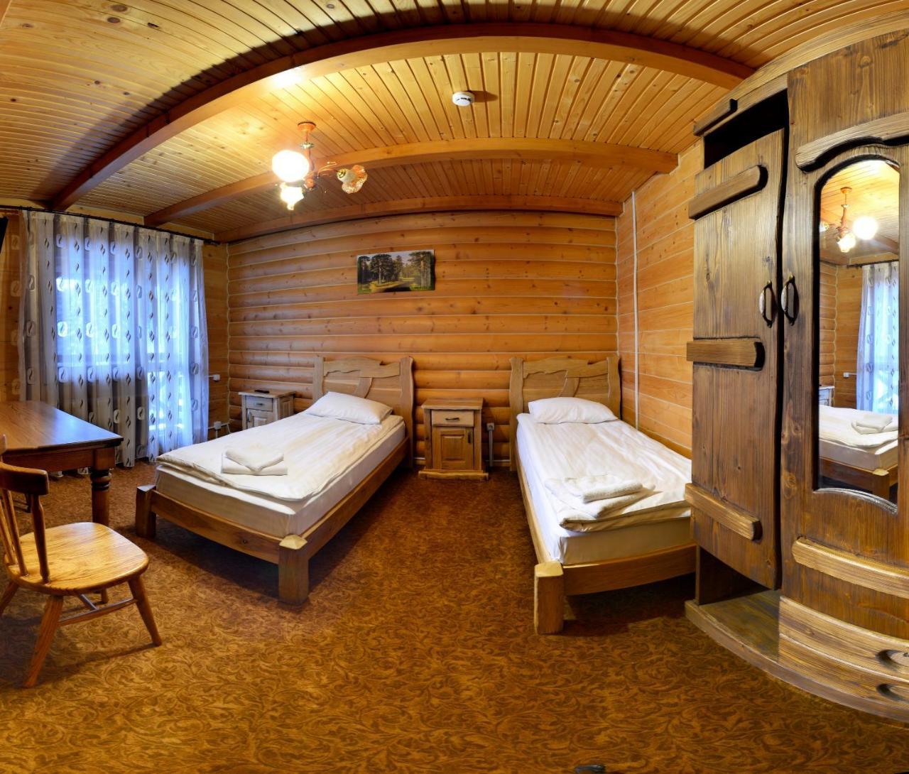 Hotel La Кrechunu à Bukovel Extérieur photo